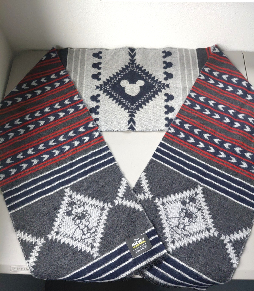 Pendleton x Disney Mickey Mouse Muffler Scarf Made In Italy 100% Wool Southwest